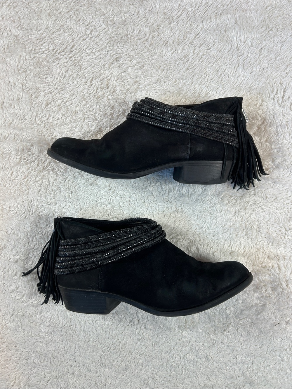 BCBGeneration black fringe suede ankle booties 9‎